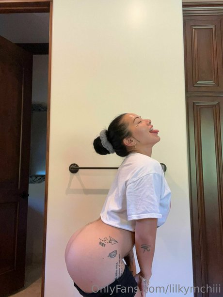 Naakte gelekte OnlyFans-foto van Morgan Lee
