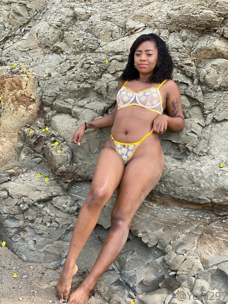 Yuni Nicolee