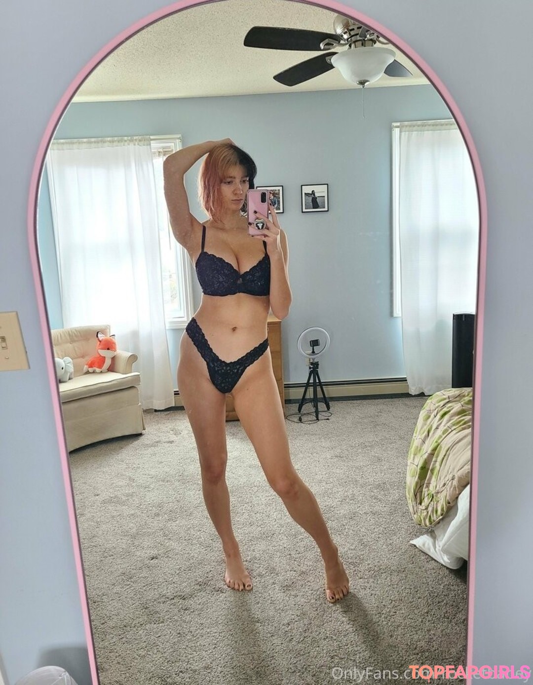 Naakte gelekte OnlyFans-foto van Rocketbabey #1522