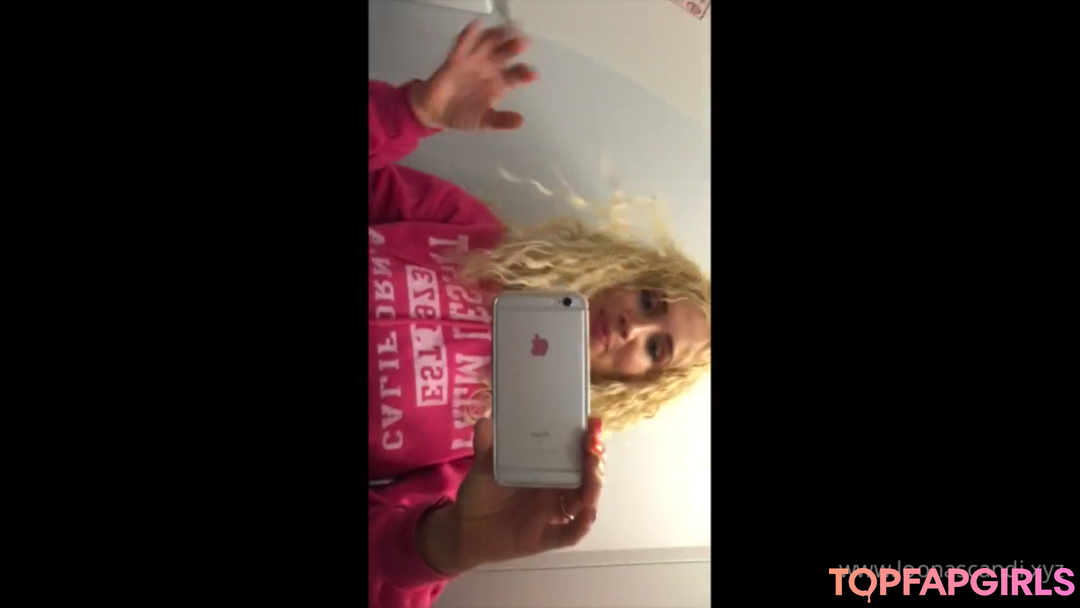 Naakte gelekte OnlyFans-foto van Loona Scandi #151 Naakte gelekte OnlyFans-foto van Loona Scandi #151