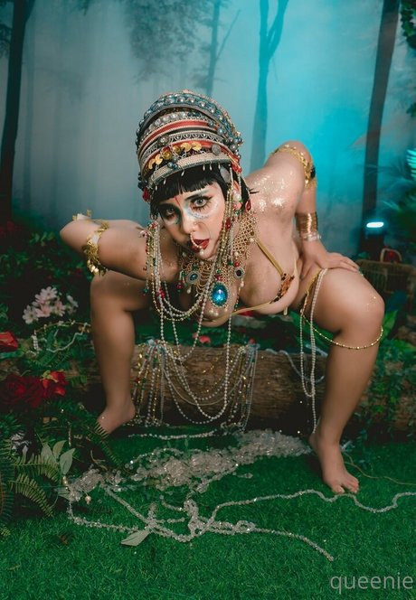 Queenie