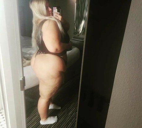 Naakte gelekte OnlyFans-foto van Jewell641968