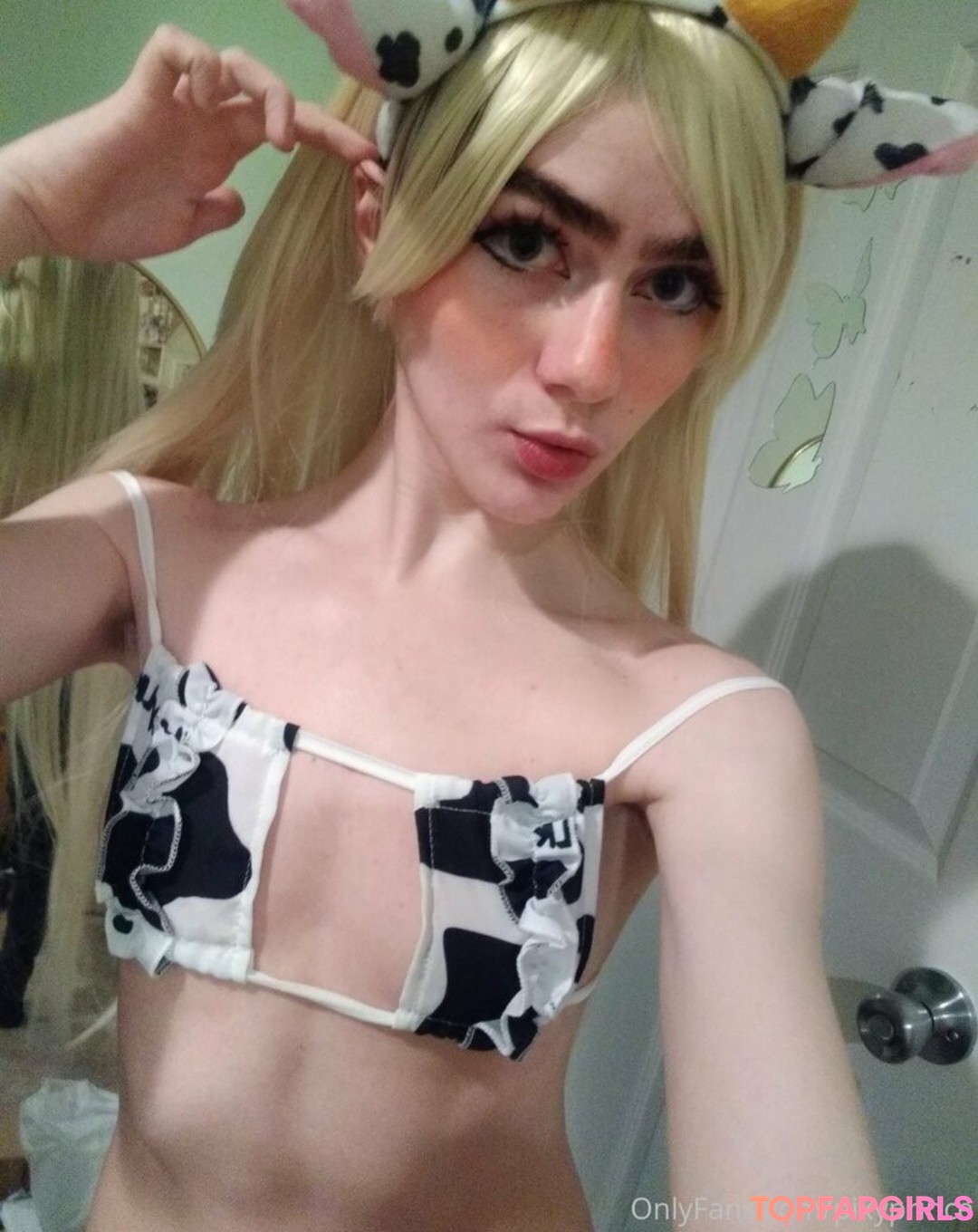 Naakte gelekte OnlyFans-foto van Pixyprince #108 Naakte gelekte OnlyFans-foto van Pixyprince #108