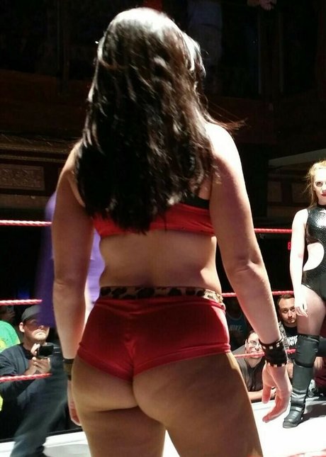 Naakte gelekte OnlyFans-foto van Ivelisse Velez