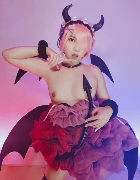 Naakte gelekte OnlyFans-foto van Aokotan