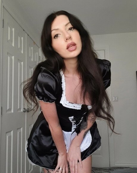 Naakte gelekte OnlyFans-foto van Tattooedtemptress69