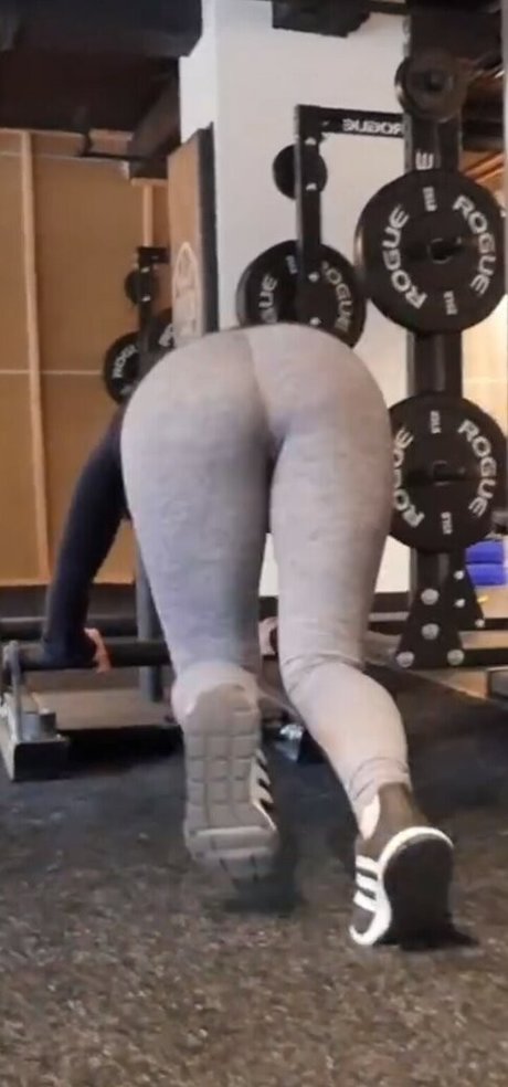 Naakte gelekte OnlyFans-foto van Jen Smith