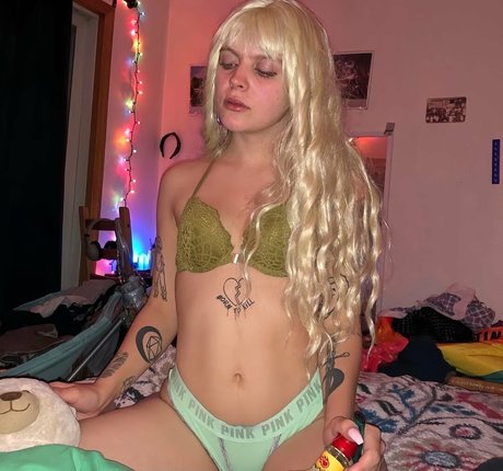 Naakte gelekte OnlyFans-foto van Bonnie Grace