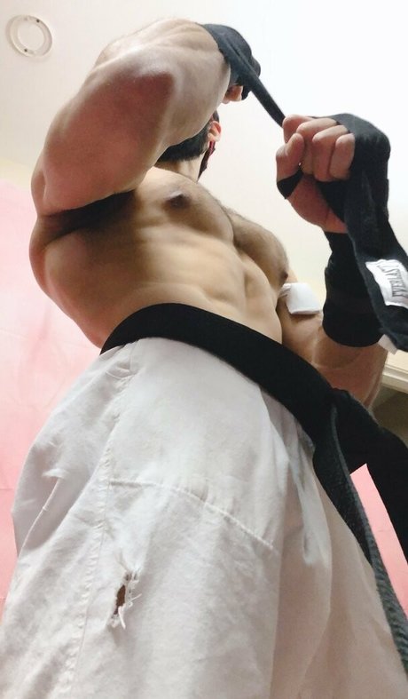 Naakte gelekte OnlyFans-foto van Kawaiibrocosplay