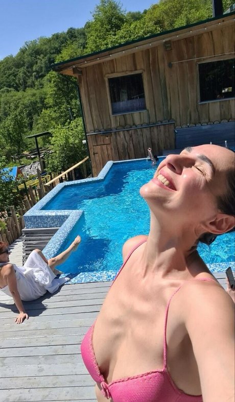 Naakte gelekte OnlyFans-foto van Yladoyla