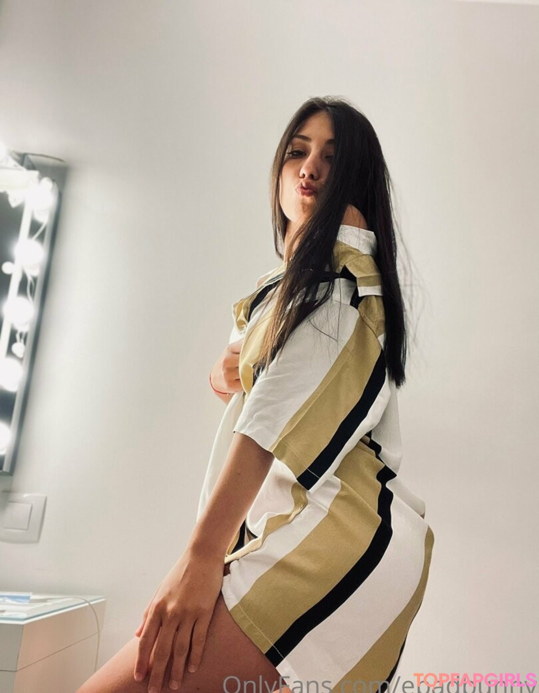 Naakte gelekte OnlyFans-foto van Ebadbunny #26 Naakte gelekte OnlyFans-foto van Ebadbunny #26