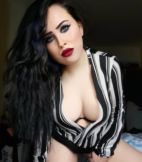 Naakte gelekte OnlyFans-foto van Justjenna93