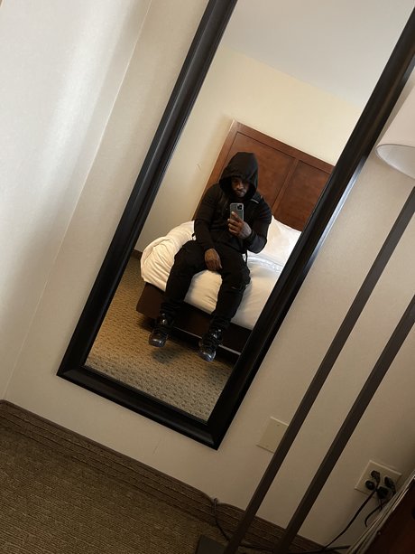 Naakte gelekte OnlyFans-foto van President Rob