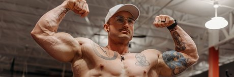 Naakte gelekte OnlyFans-foto van Garrett Firestone