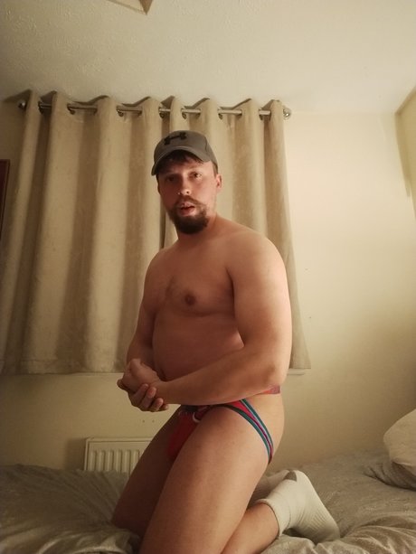 Naakte gelekte OnlyFans-foto van Beefyboy
