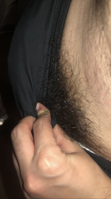 Naakte gelekte OnlyFans-foto van Rabo Espaol