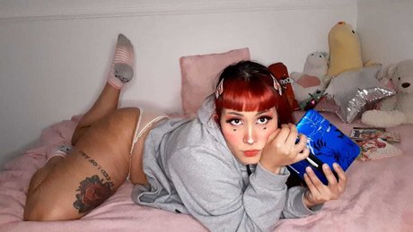 Naakte gelekte OnlyFans-foto van Free Waifu Pockeyko