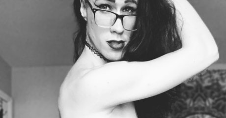 Naakte gelekte OnlyFans-foto van Princess Lilah Goddess Of Discord