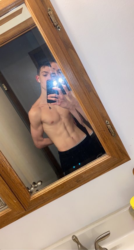 Naakte gelekte OnlyFans-foto van Jaden