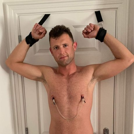 Naakte gelekte OnlyFans-foto van Matthew Michael Mccaw