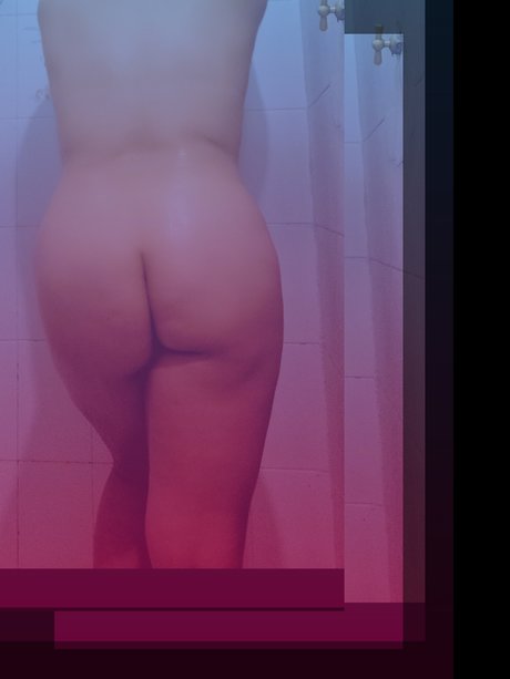 Naakte gelekte OnlyFans-foto van Nataly