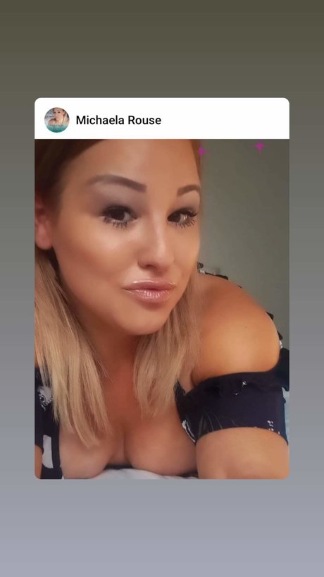 Naakte gelekte OnlyFans-foto van Kaylajayne