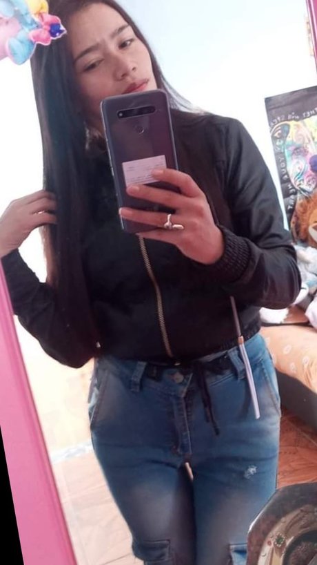 Naakte gelekte OnlyFans-foto van Briddy Fl