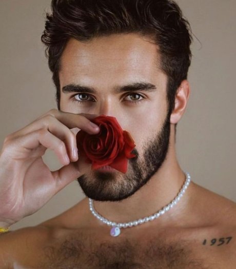 Naakte gelekte OnlyFans-foto van Otvio Moraes