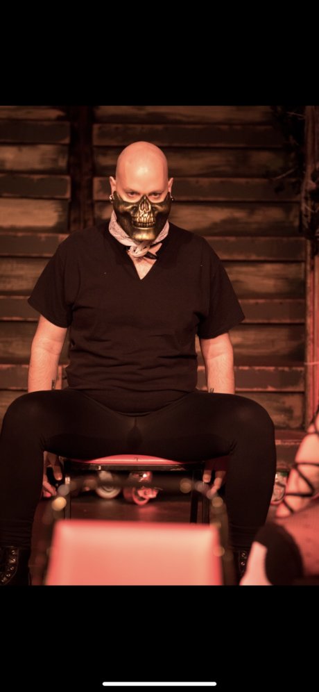 Naakte gelekte OnlyFans-foto van Dj Pierce