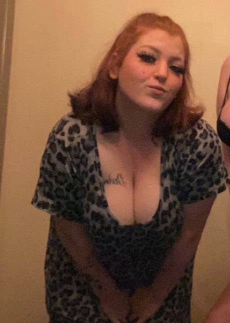Naakte gelekte OnlyFans-foto van Paige Warman