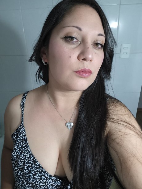 Naakte gelekte OnlyFans-foto van Paula Madariaga