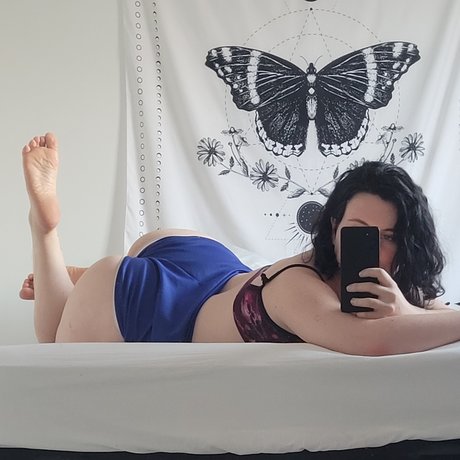 Naakte gelekte OnlyFans-foto van Allanna