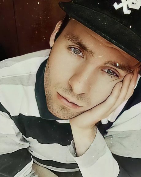 Naakte gelekte OnlyFans-foto van Lucas Maldonado