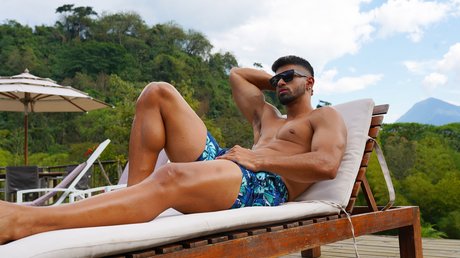 Naakte gelekte OnlyFans-foto van Thiago Driussi