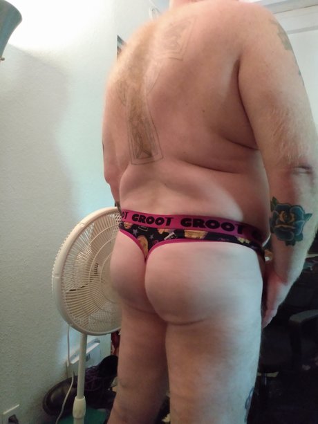Naakte gelekte OnlyFans-foto van Gingerbear
