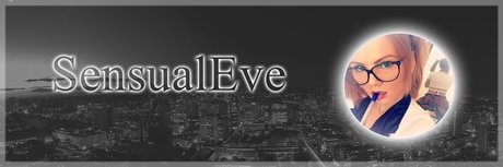 Naakte gelekte OnlyFans-foto van Sensualeve