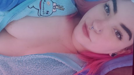 Naakte gelekte OnlyFans-foto van Britt