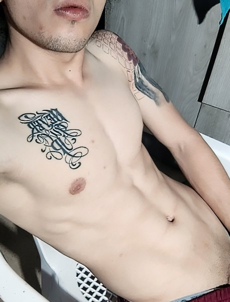 Naakte gelekte OnlyFans-foto van Juan Sebastian Gomez Baracaldo