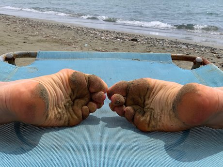 Naakte gelekte OnlyFans-foto van Pointe Queen