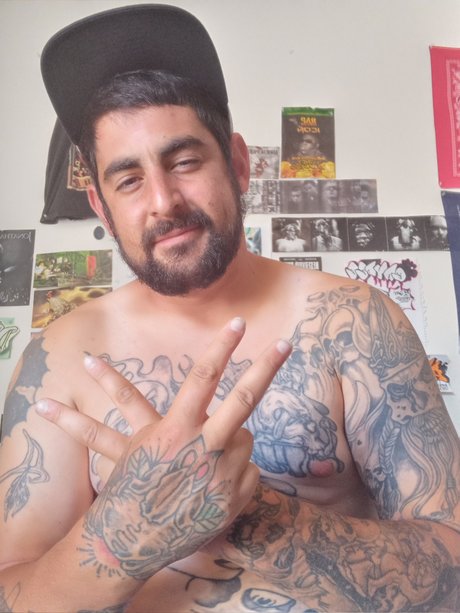 Naakte gelekte OnlyFans-foto van Gofukyurselff88 Quotdrewquot