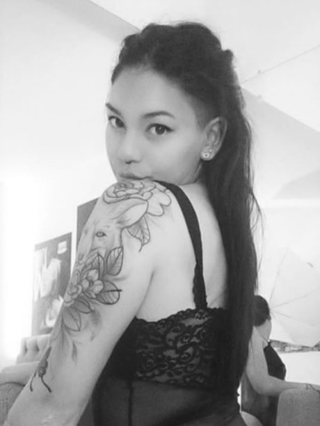 Naakte gelekte OnlyFans-foto van Wanda13