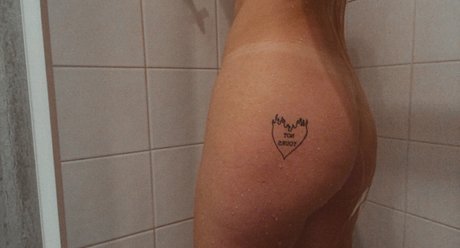 Naakte gelekte OnlyFans-foto van Princess Ranga