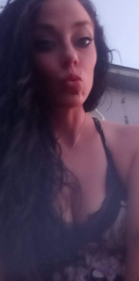 Naakte gelekte OnlyFans-foto van Codi