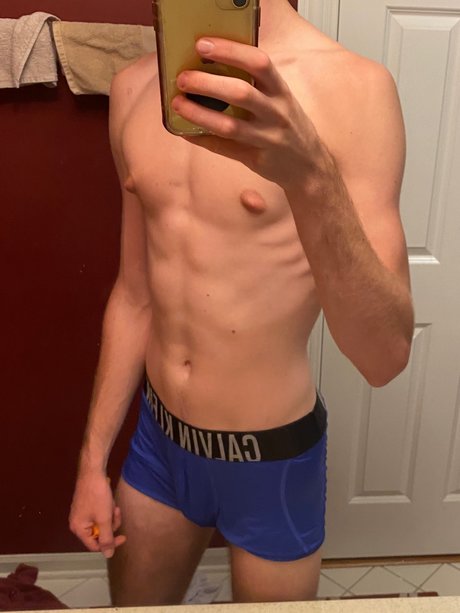 Naakte gelekte OnlyFans-foto van Ryan Sword
