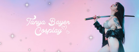 Naakte gelekte OnlyFans-foto van Tanya Cosplay