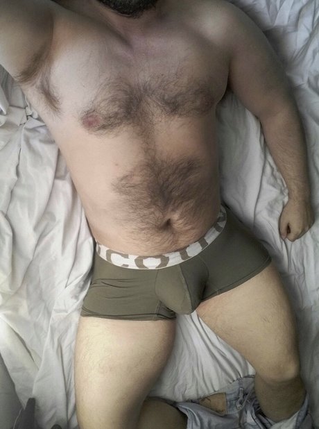 Naakte gelekte OnlyFans-foto van Gay Hot Beasts