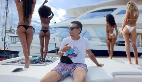 Naakte gelekte OnlyFans-foto van Cristian