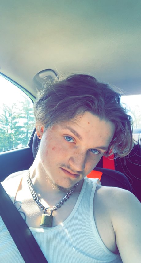 Naakte gelekte OnlyFans-foto van Elijah James