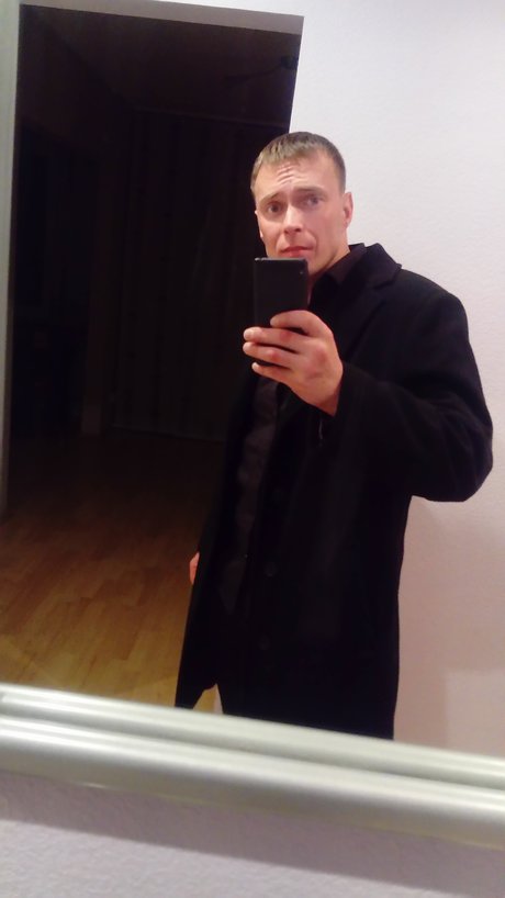 Naakte gelekte OnlyFans-foto van Arthurking