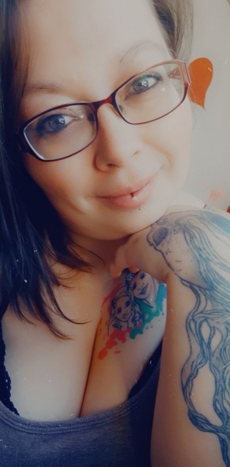 Naakte gelekte OnlyFans-foto van Roxzy